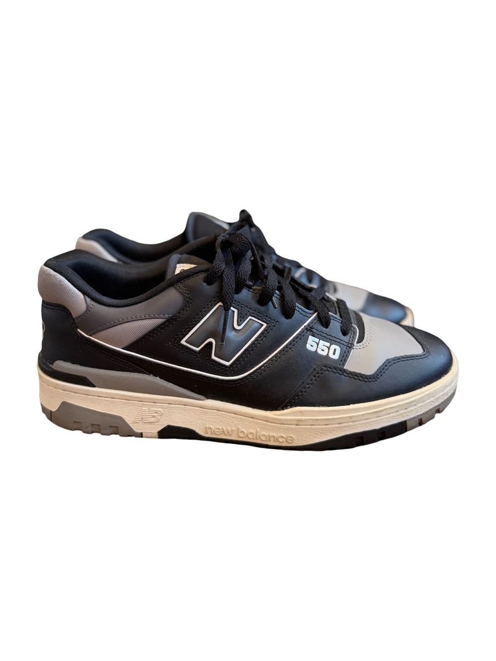 NEW BALANCE 550 - SIZE 10.5 - BLACK / GRAY